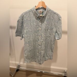 Faherty Men's Playa Blue and White Button Down Patterned Shirt